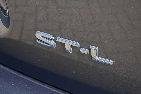 2018 Nissan Pathfinder ST-L R52 Series II