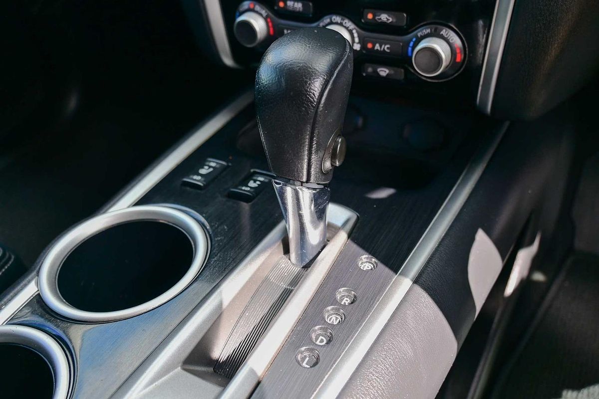 2018 Nissan Pathfinder ST-L R52 Series II