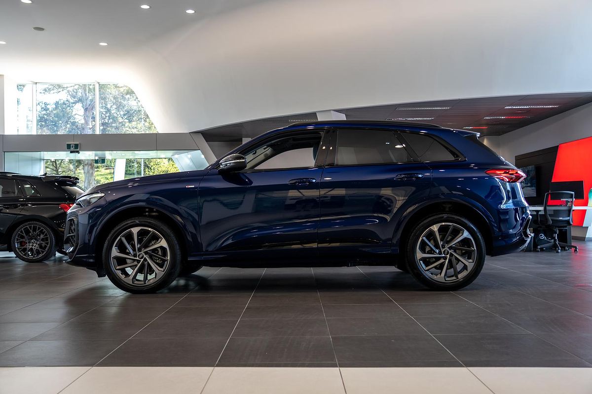 2025 Audi Q5 TFSI 150kW GU