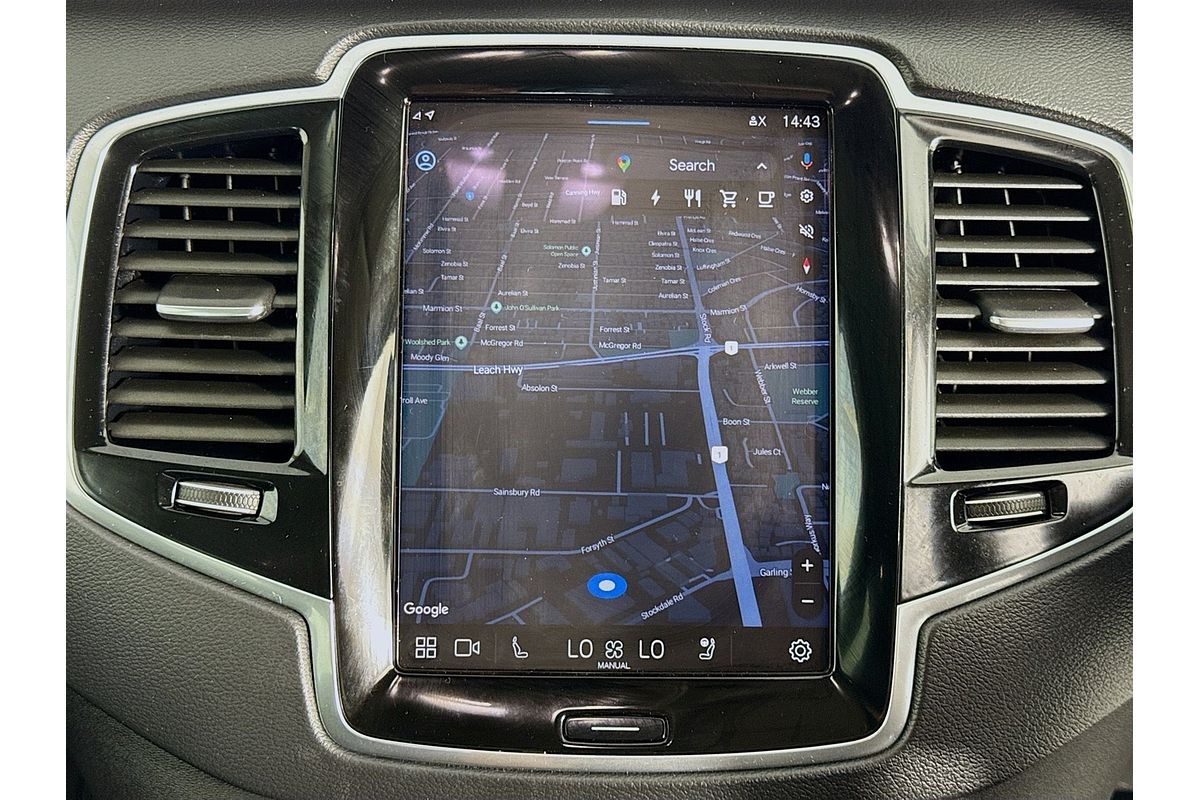 2023 Volvo XC90 Recharge Ultimate T8 Plug-In Hybrid