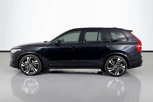 2023 Volvo XC90 Recharge Ultimate T8 Plug-In Hybrid