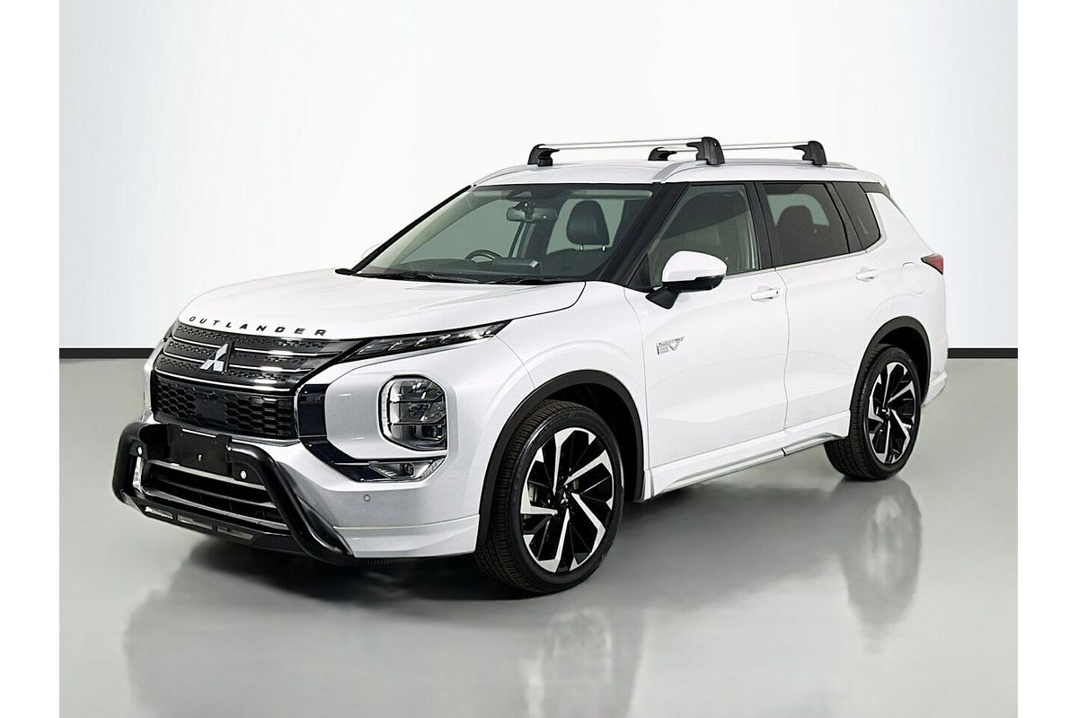 2022 Mitsubishi Outlander PHEV Aspire ZM