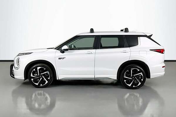 2022 Mitsubishi Outlander PHEV Aspire ZM