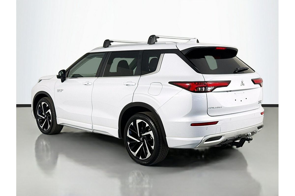 2022 Mitsubishi Outlander PHEV Aspire ZM
