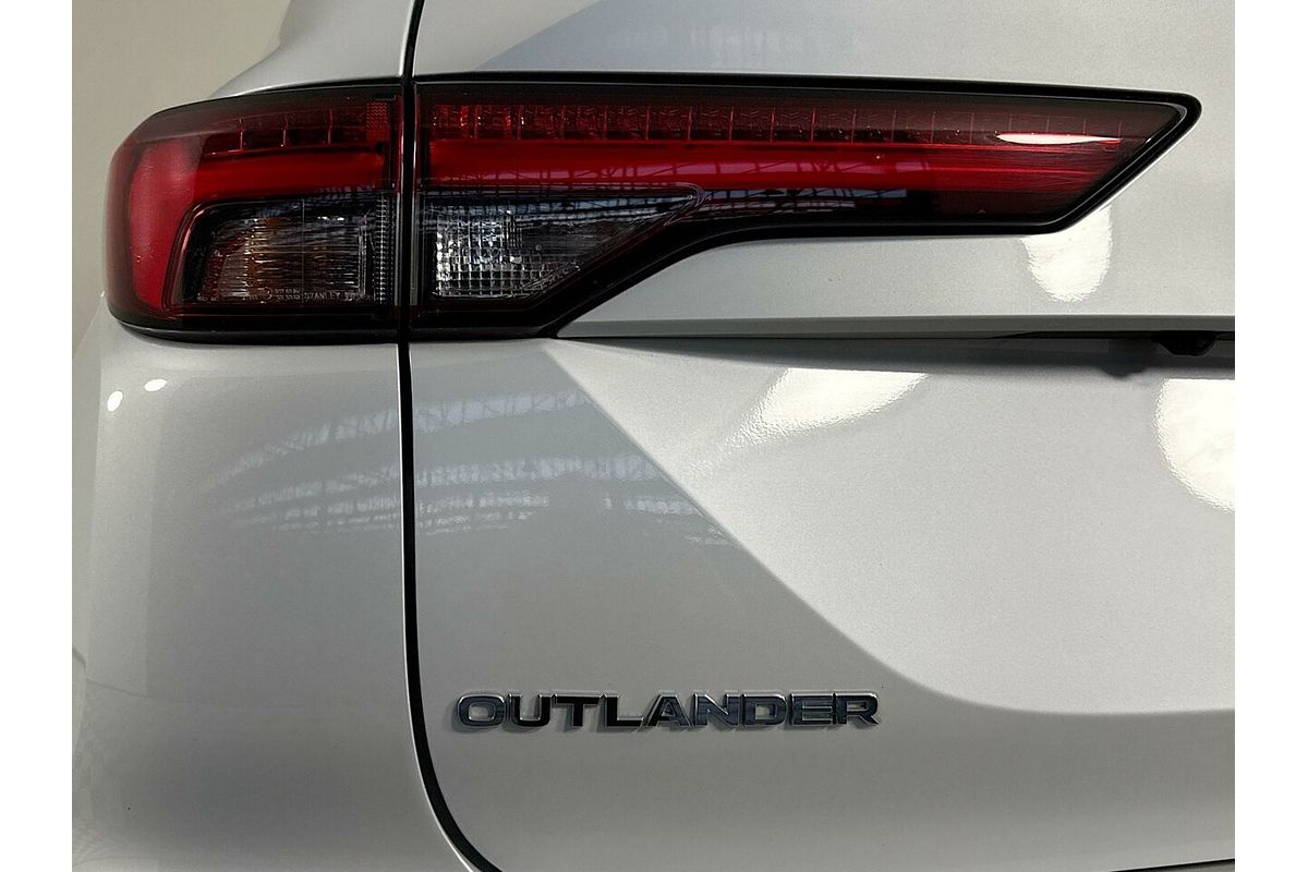 2022 Mitsubishi Outlander PHEV Aspire ZM