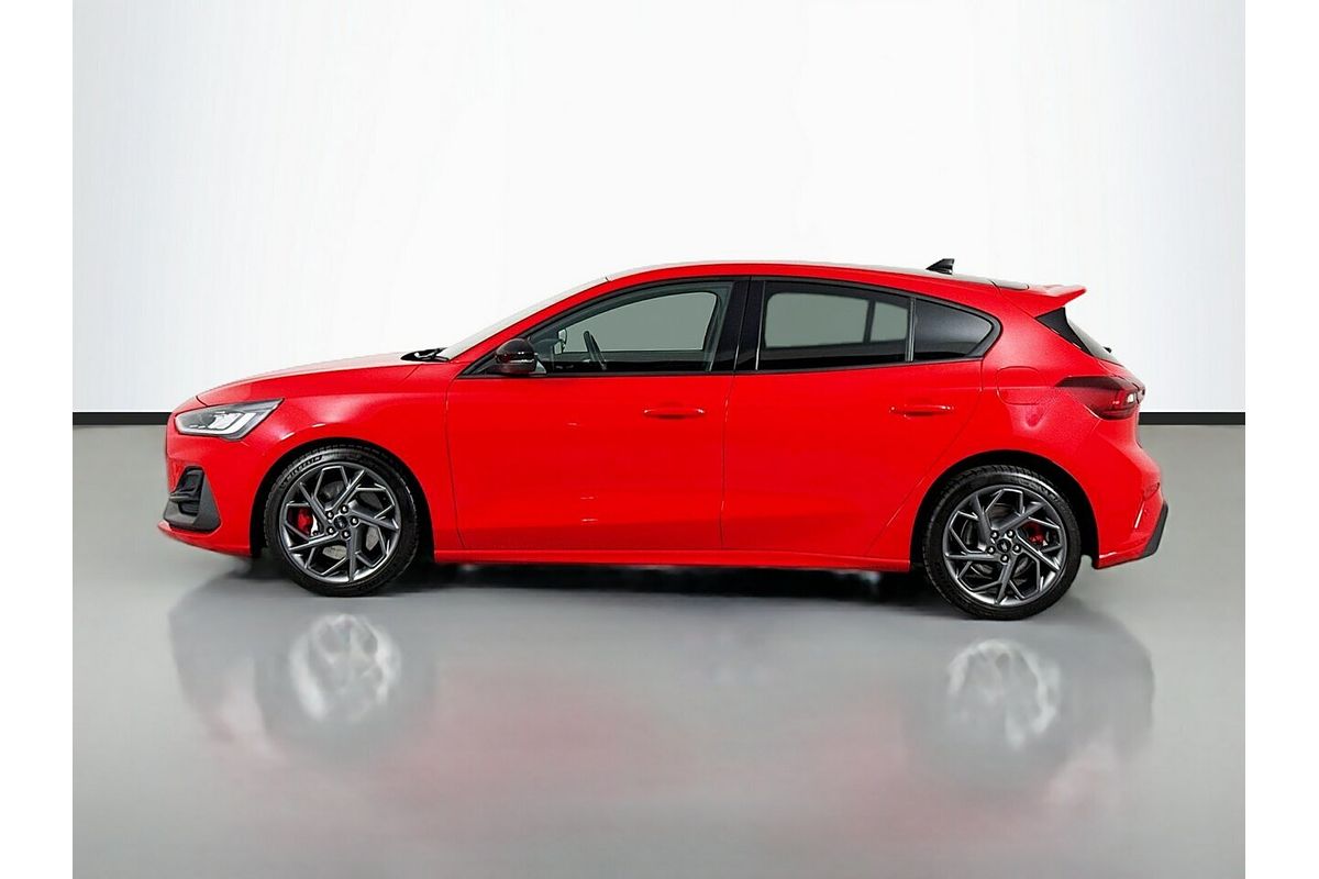 2022 Ford Focus ST SA