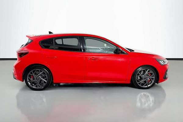 2022 Ford Focus ST SA