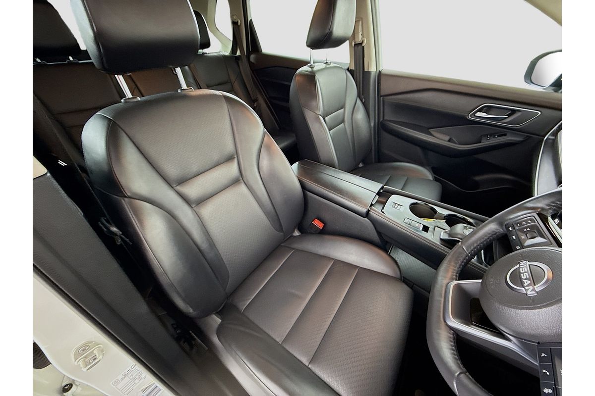 2023 Nissan X-TRAIL ST-L T33