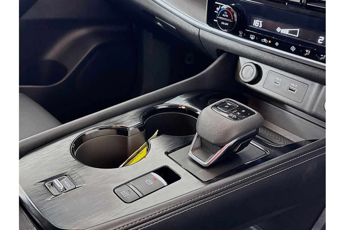 2023 Nissan X-TRAIL ST-L T33