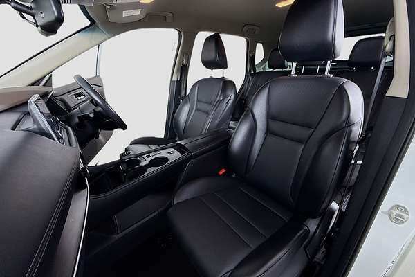 2023 Nissan X-TRAIL ST-L T33