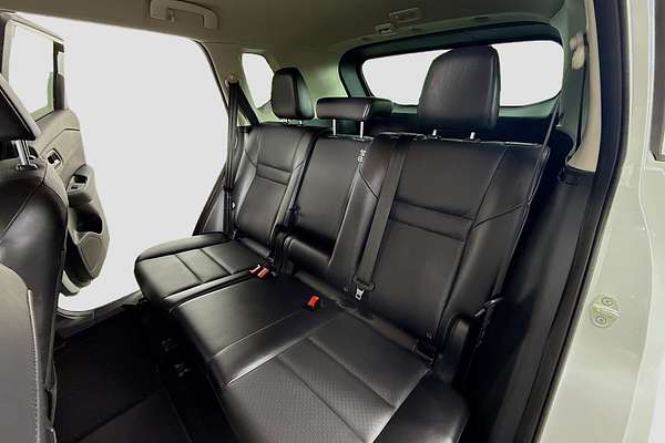 2023 Nissan X-TRAIL ST-L T33