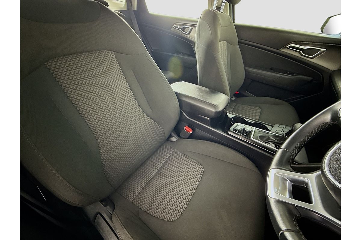 2023 Kia Sportage S NQ5