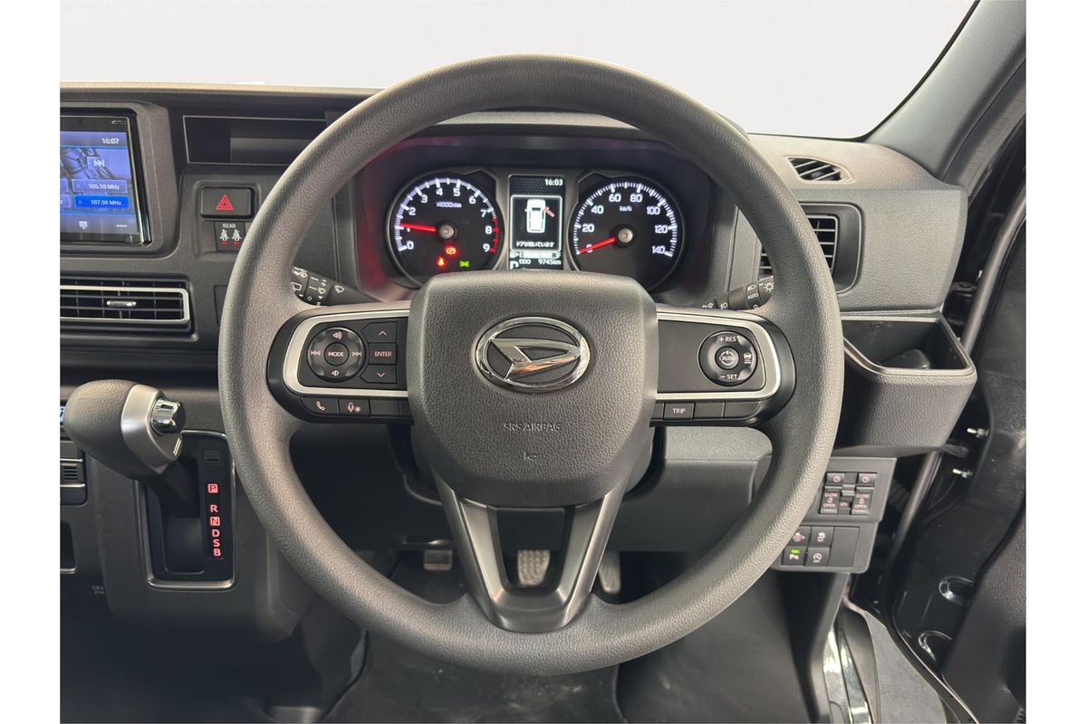2022 Daihatsu ATRAI RS
