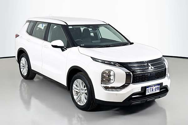 2024 Mitsubishi Outlander ES ZM
