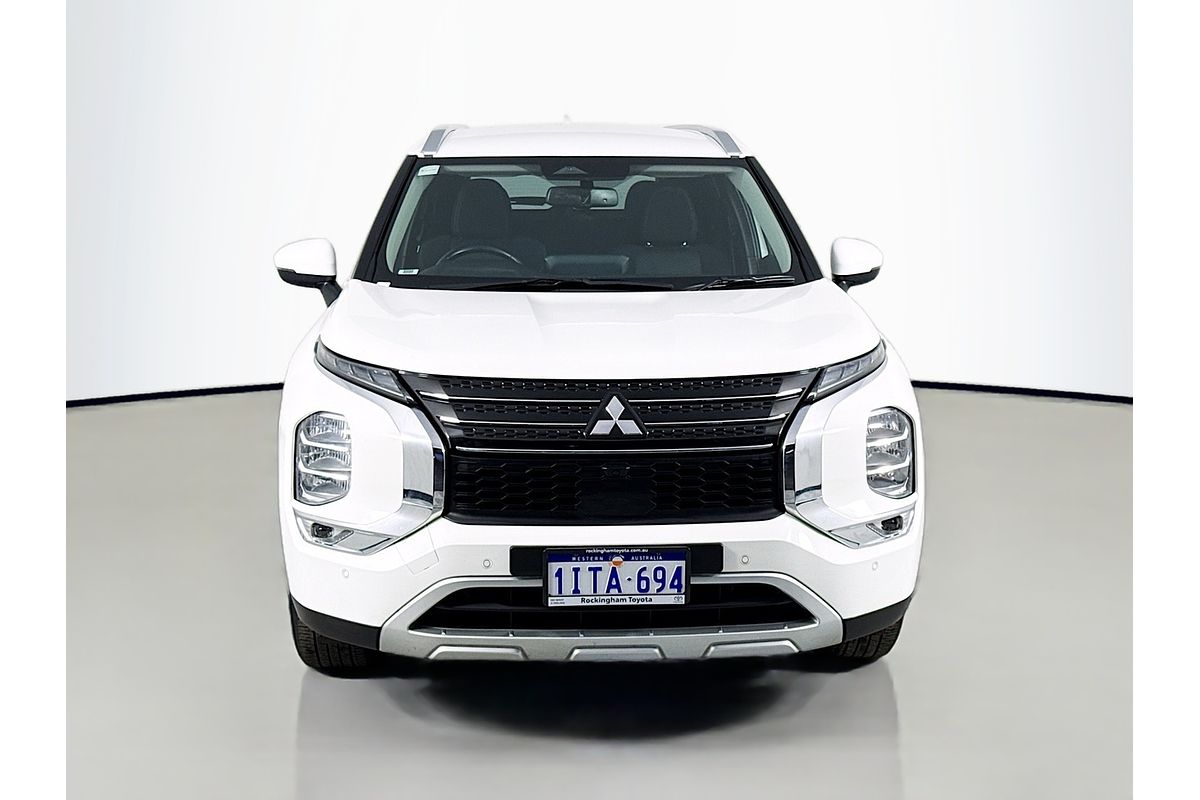 2024 Mitsubishi Outlander LS ZM