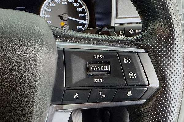 2024 Mitsubishi Outlander LS ZM