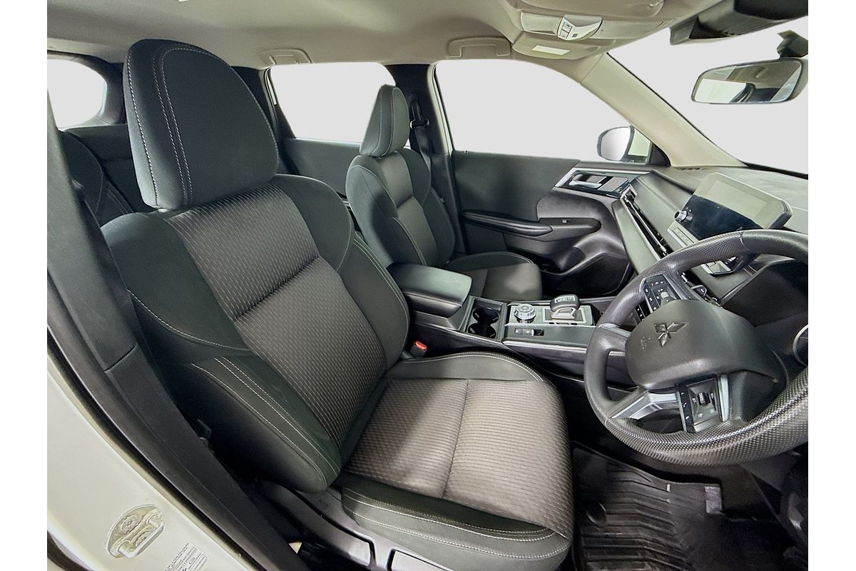 2021 Mitsubishi Outlander ES ZL