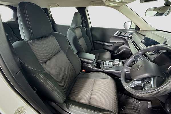 2021 Mitsubishi Outlander ES ZL