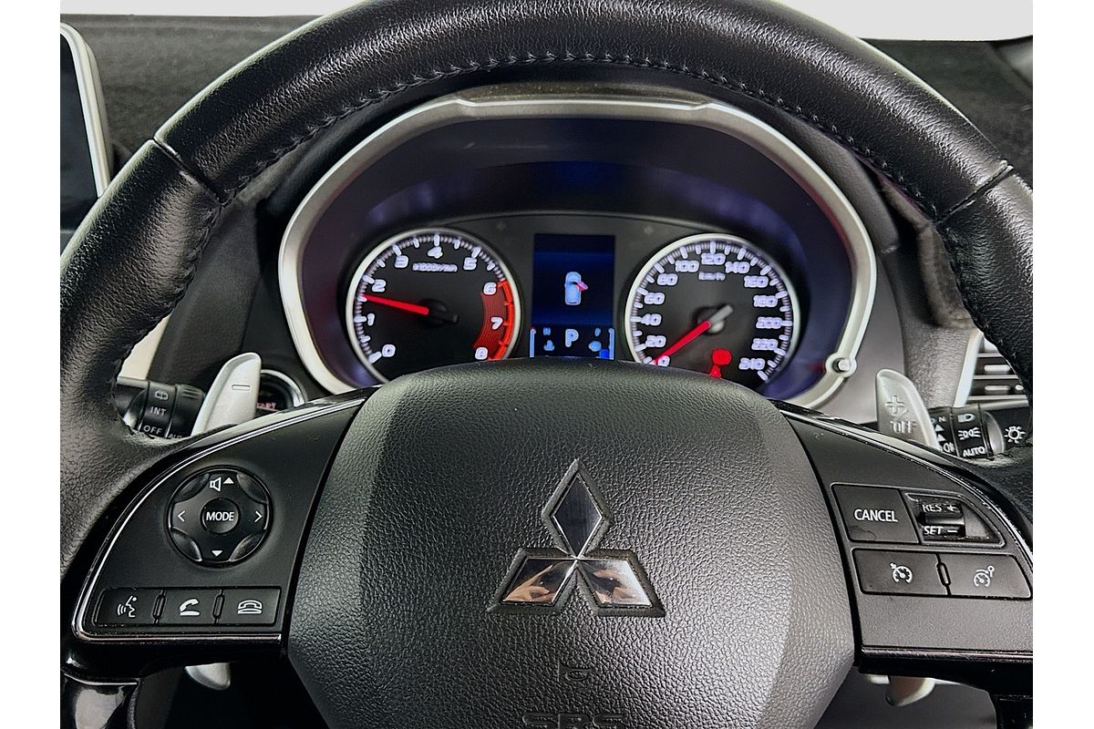 2020 Mitsubishi Eclipse Cross Black Edition YA
