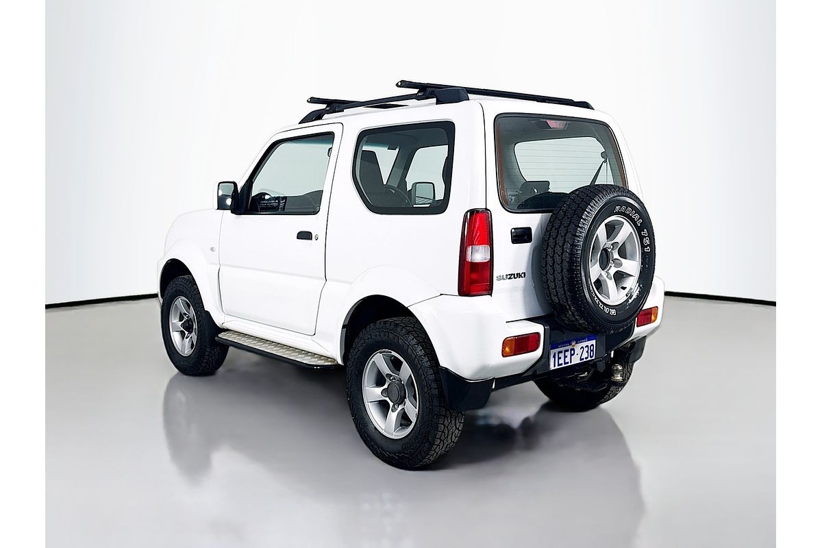 2013 Suzuki Jimny Sierra SN413 T6