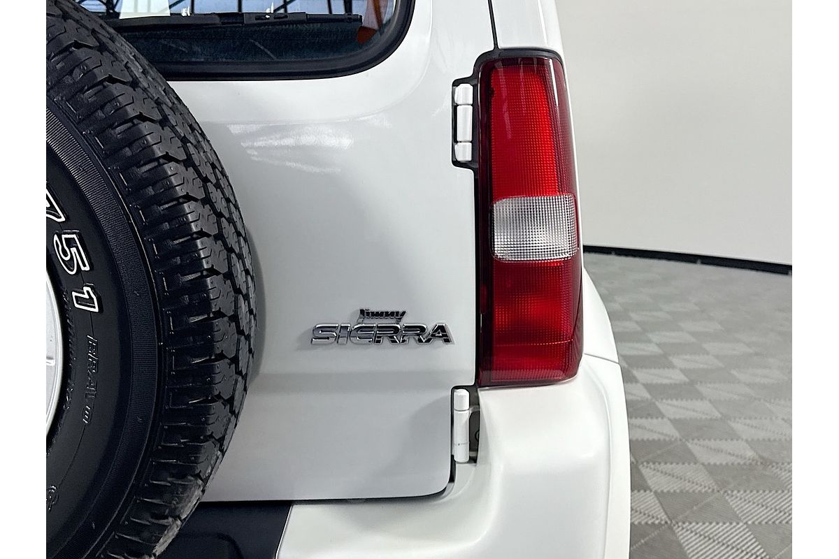 2013 Suzuki Jimny Sierra SN413 T6