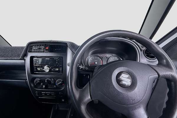 2013 Suzuki Jimny Sierra SN413 T6