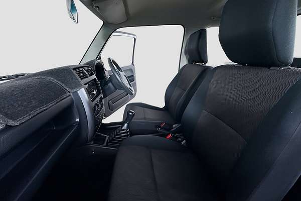 2013 Suzuki Jimny Sierra SN413 T6
