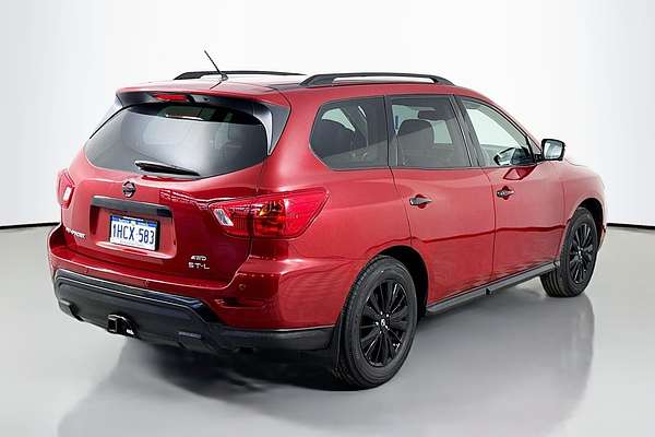 2017 Nissan Pathfinder ST-L R52 Series II