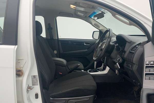 2021 Isuzu MU-X LS-M