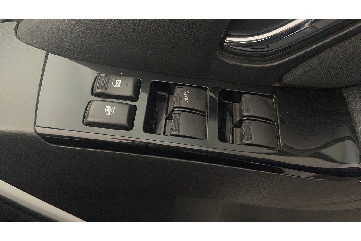 2021 Isuzu MU-X LS-M