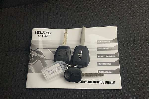 2021 Isuzu MU-X LS-M