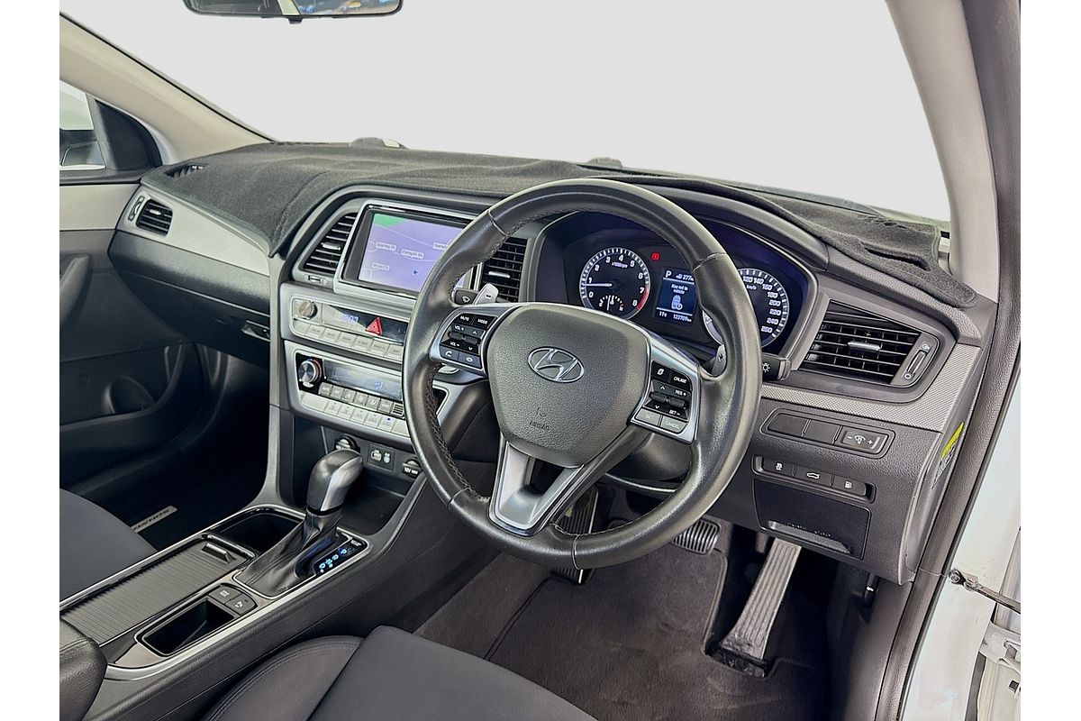 2018 Hyundai Sonata Active LF4