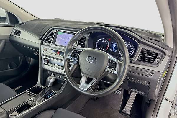 2018 Hyundai Sonata Active LF4