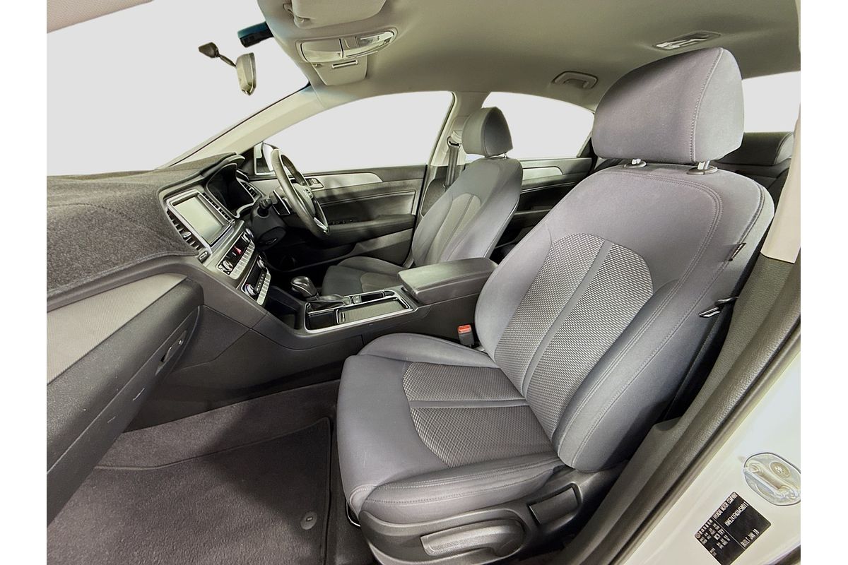 2018 Hyundai Sonata Active LF4