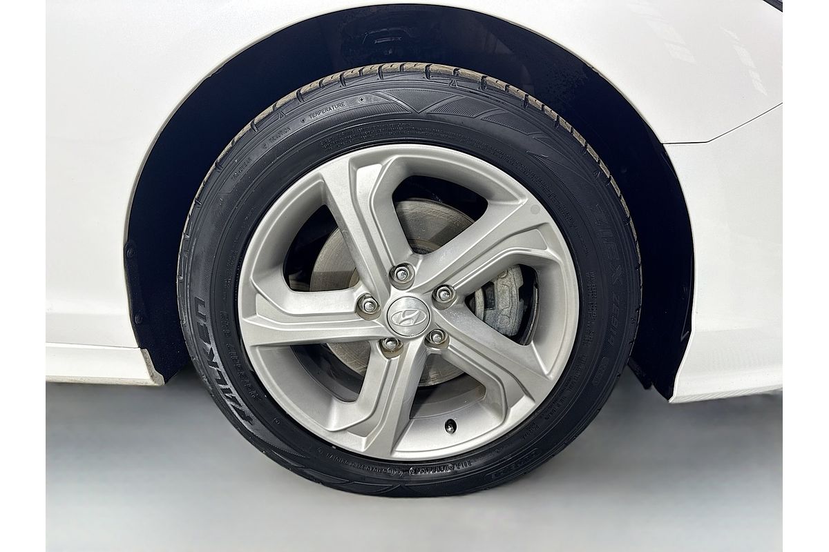 2018 Hyundai Sonata Active LF4