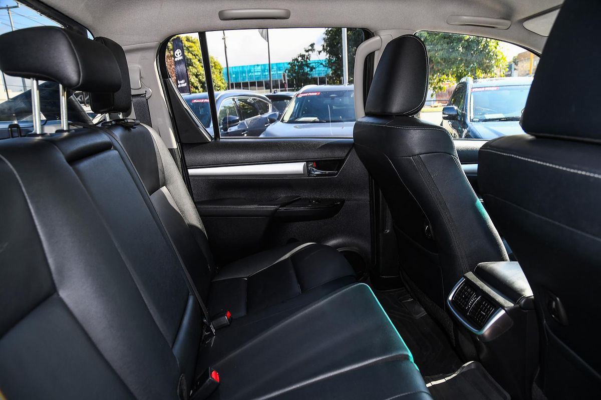 2018 Toyota Hilux SR5 GUN126R 4X4