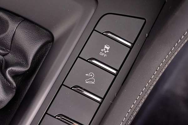 2025 Isuzu MU-X LS-M
