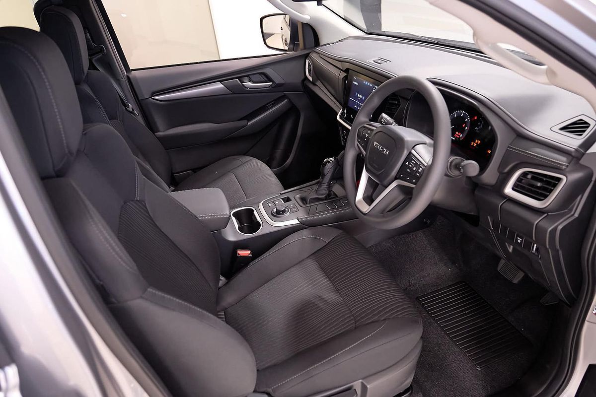 2025 Isuzu MU-X LS-M