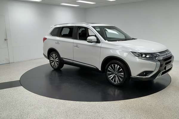 2019 Mitsubishi Outlander Exceed ZL