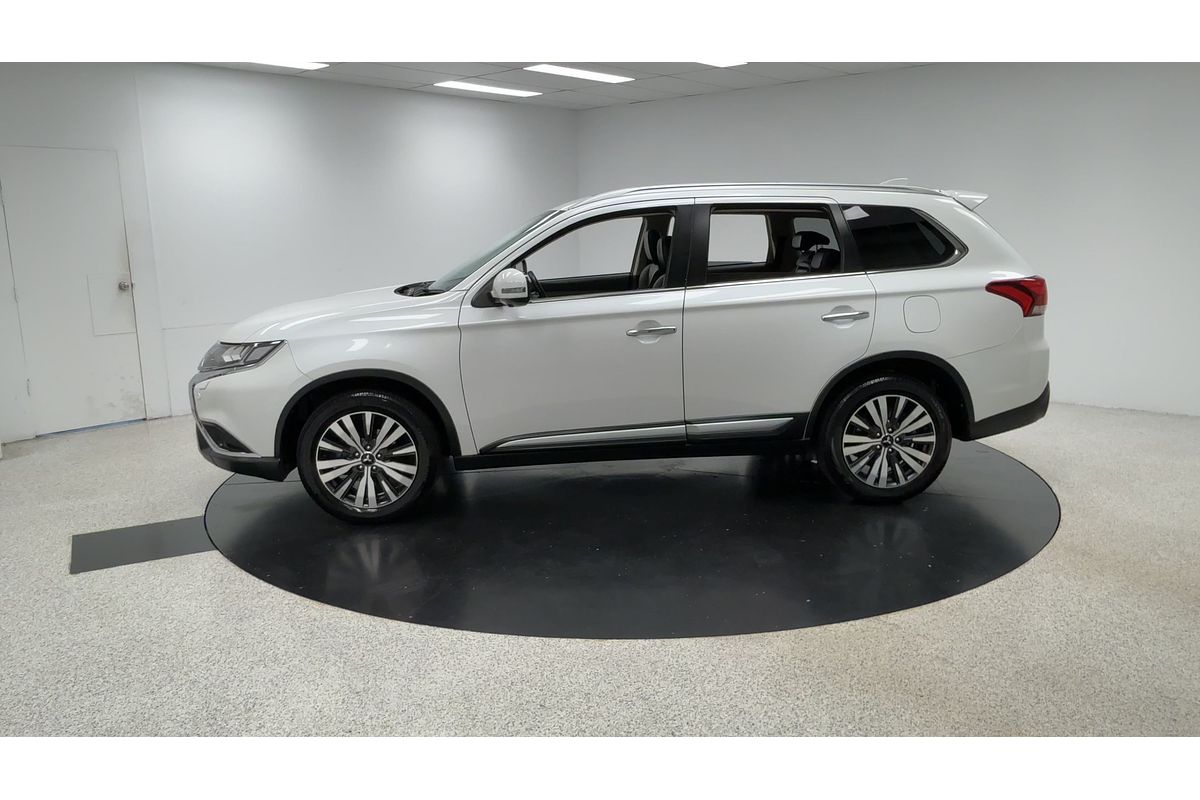 2019 Mitsubishi Outlander Exceed ZL