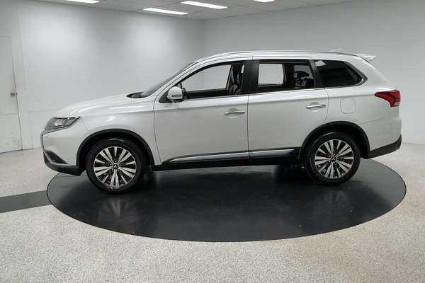 2019 Mitsubishi Outlander Exceed ZL