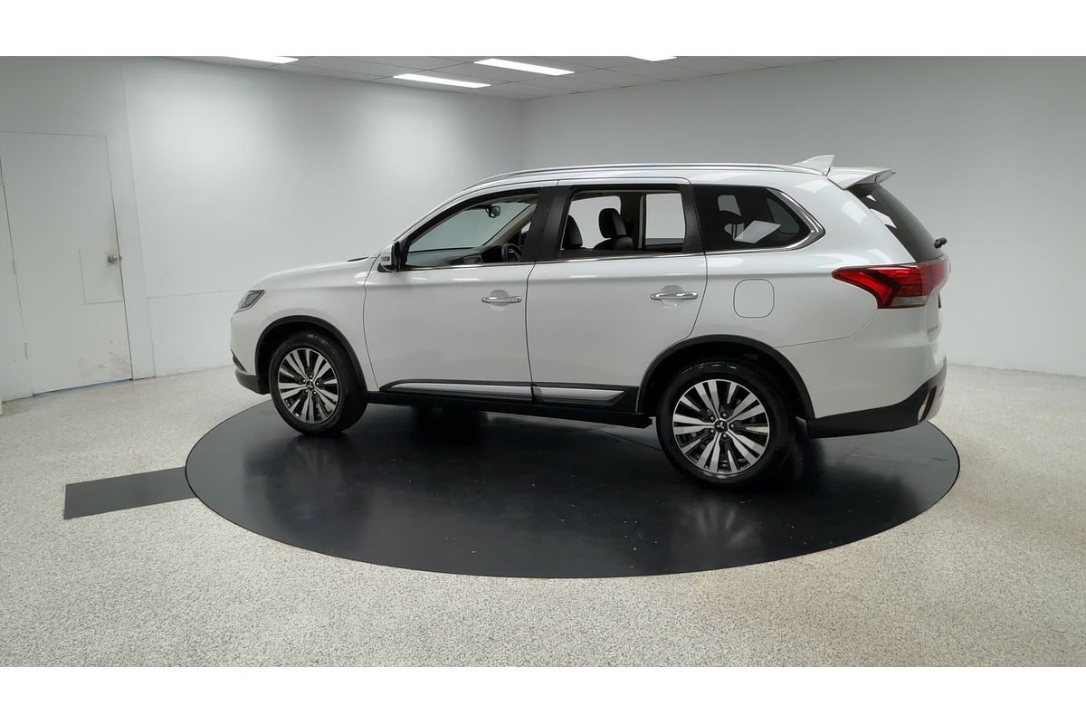 2019 Mitsubishi Outlander Exceed ZL