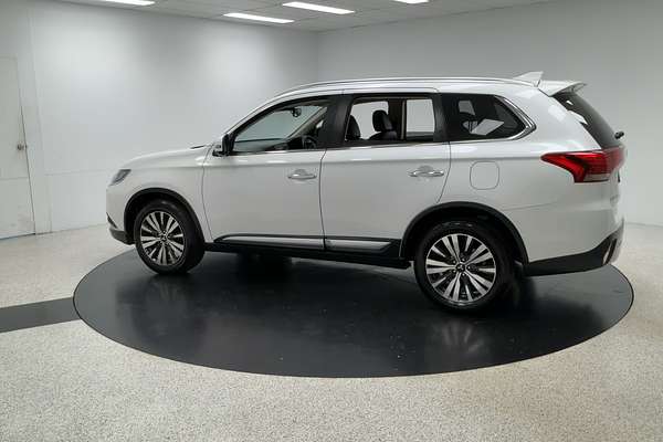2019 Mitsubishi Outlander Exceed ZL