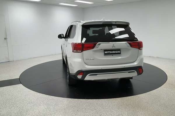 2019 Mitsubishi Outlander Exceed ZL