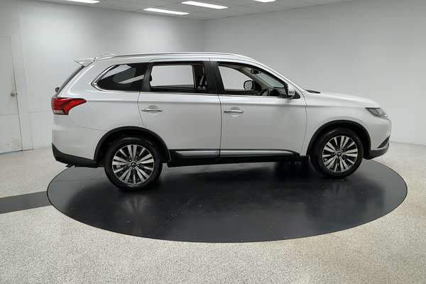 2019 Mitsubishi Outlander Exceed ZL