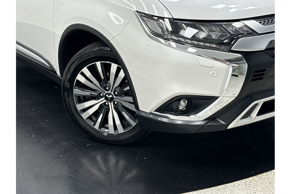 2019 Mitsubishi Outlander Exceed ZL