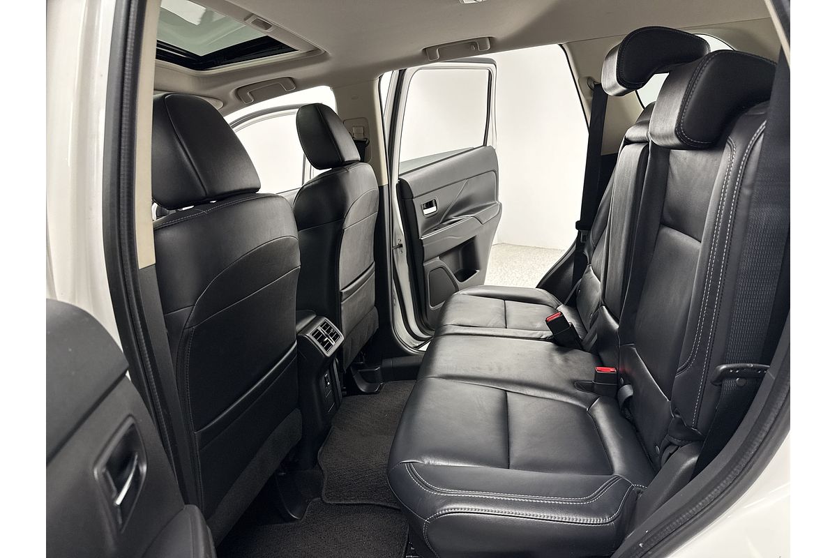 2019 Mitsubishi Outlander Exceed ZL