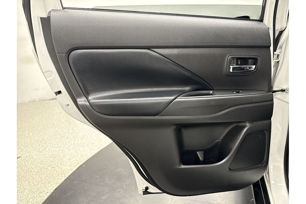 2019 Mitsubishi Outlander Exceed ZL