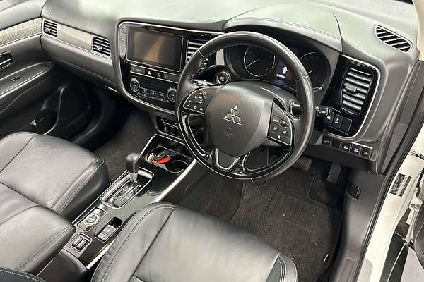 2019 Mitsubishi Outlander Exceed ZL