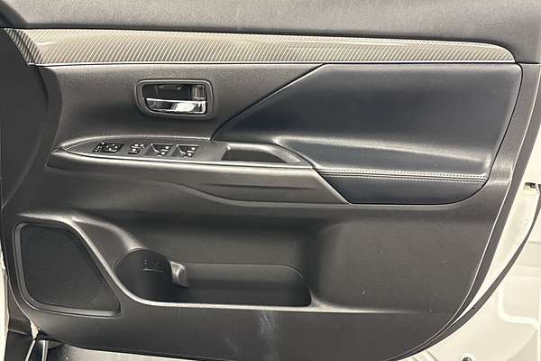 2019 Mitsubishi Outlander Exceed ZL